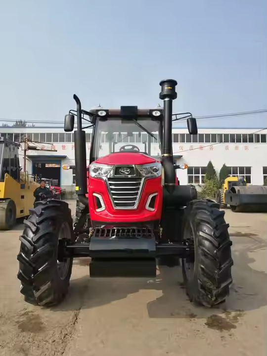 Lutong 80HP 4wd Farm Tractor With Trailer Wheeled Tractor