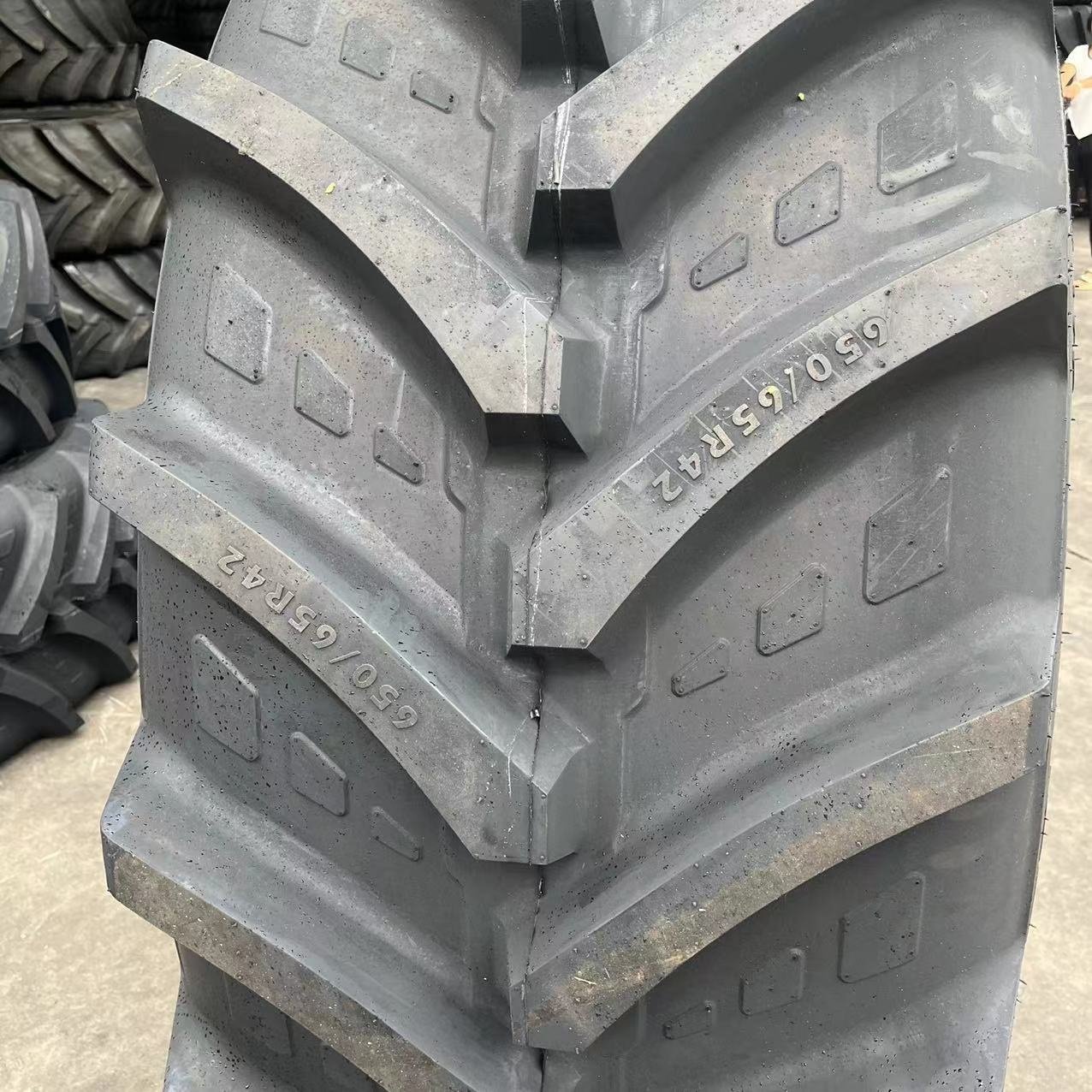 Tractor Tyre 650/65R34 540/65R30 Agriculture Tyre Radial Tubeless R-1W Pattern 520/85R38 380/85R28