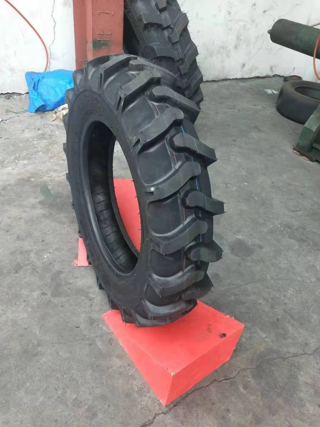 AGRICULTURAL TIRES R-1 5.00-12