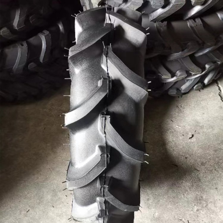 6.00-14 Outer Tyre for Agricultural Use Suitable for Farms and Plantations 600-14 600-16 6.00-14 6.00-16
