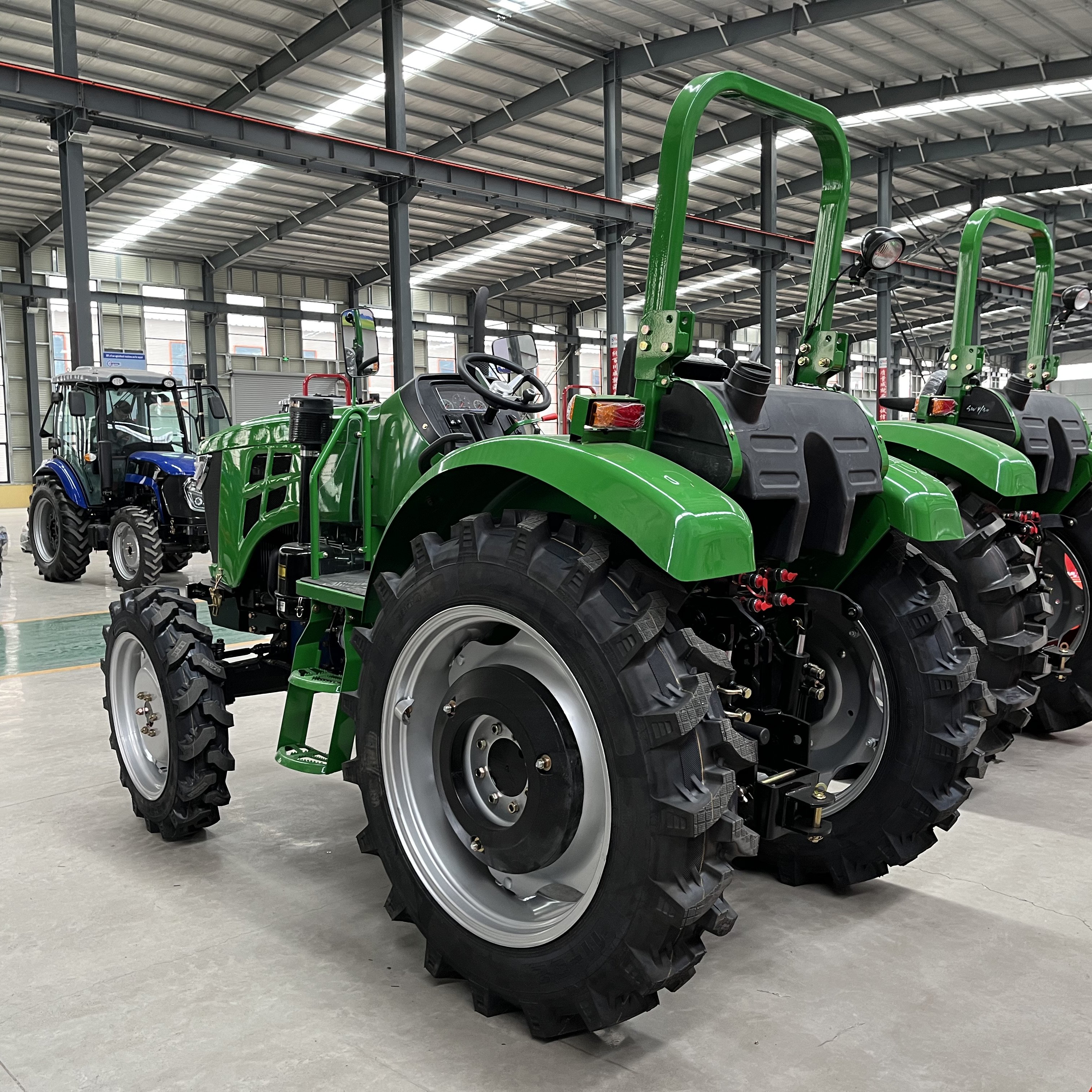 Guaranteed Quality Proper Price Agricultural Farming Equipment 60 HP Tractor With Hydraulic Steering and Engine