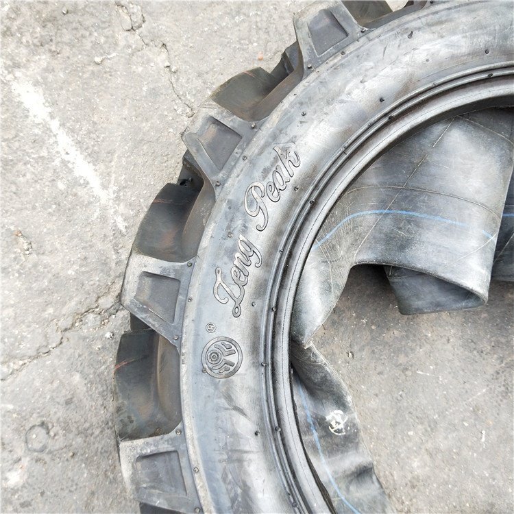 AGRICULTURAL TRACTOR TYRE 6.5/80-15 R-1