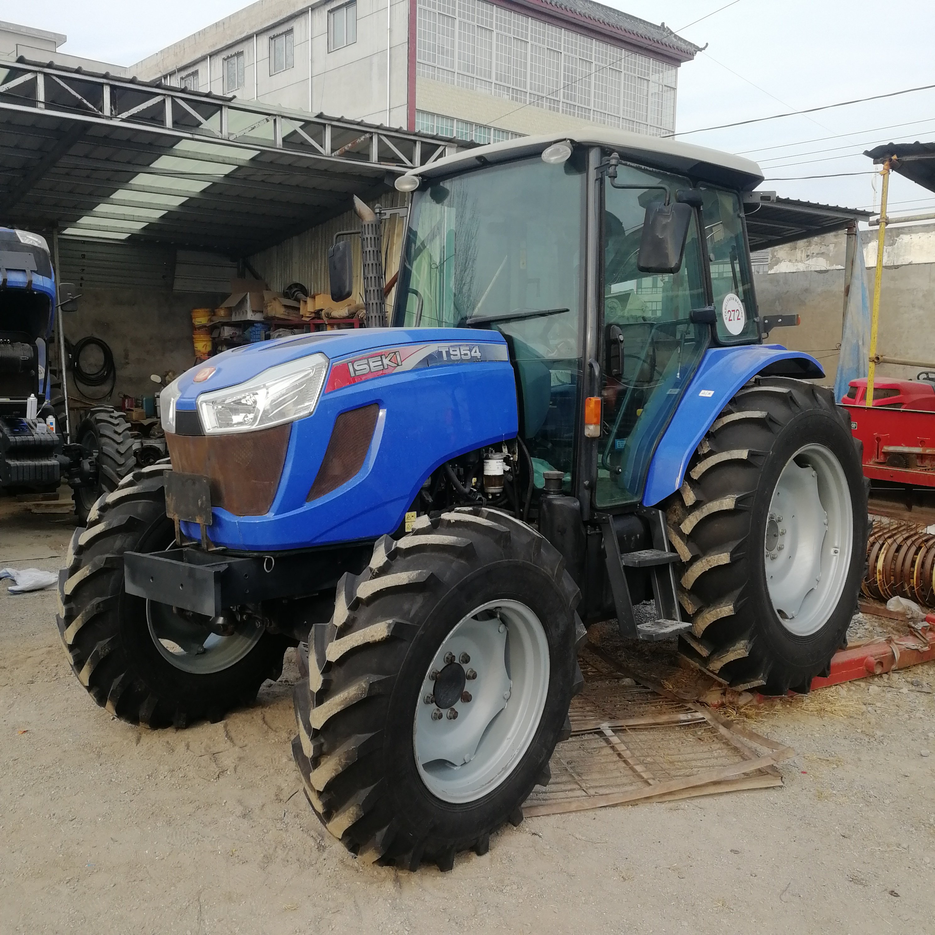 Used Tractor ISEKI T954 95hp 4x4wd Farm Equipment Agricultural Machinery small mini Compact Tractor Front Loader Made in Japan