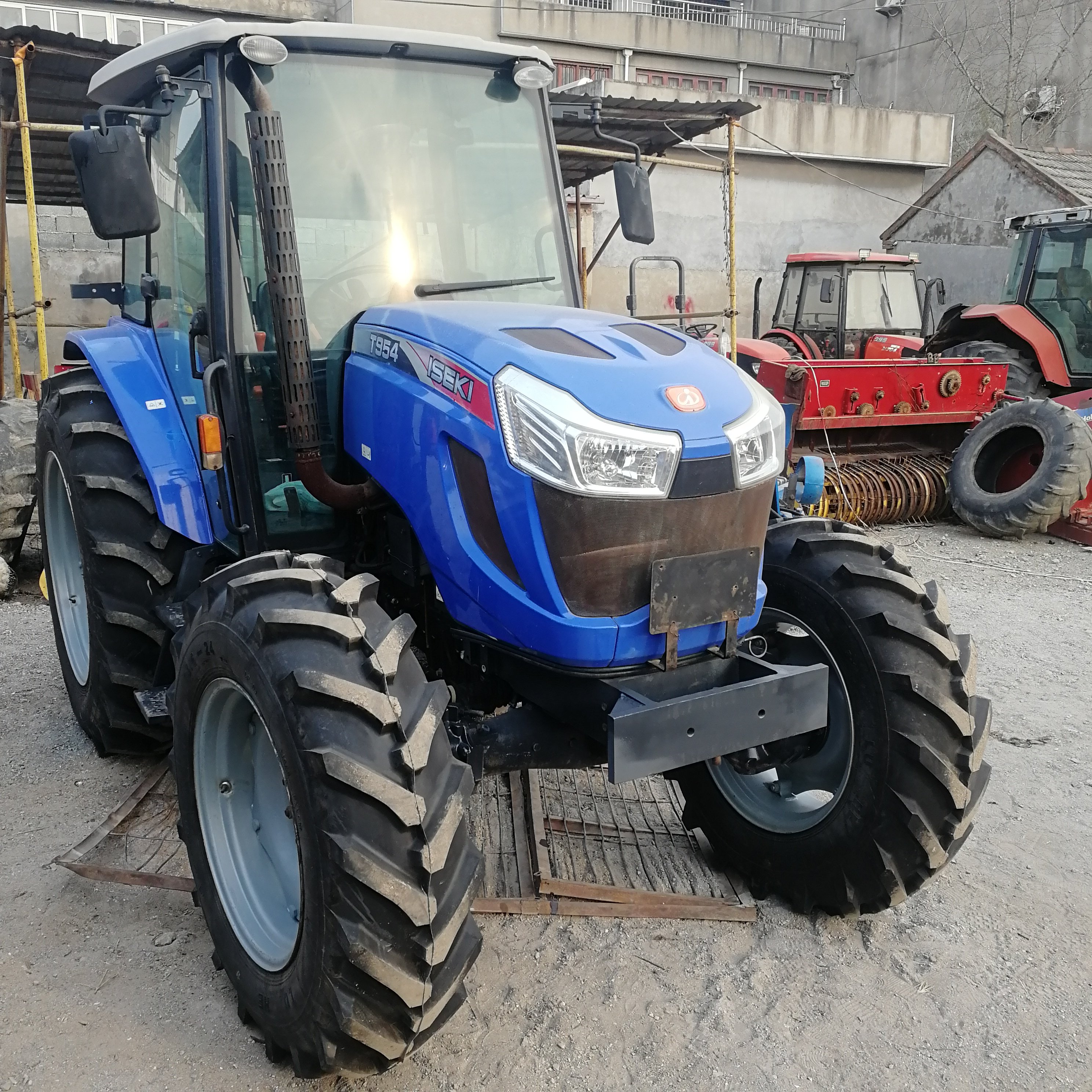 Used Tractor ISEKI T954 95hp 4x4wd Farm Equipment Agricultural Machinery small mini Compact Tractor Front Loader Made in Japan
