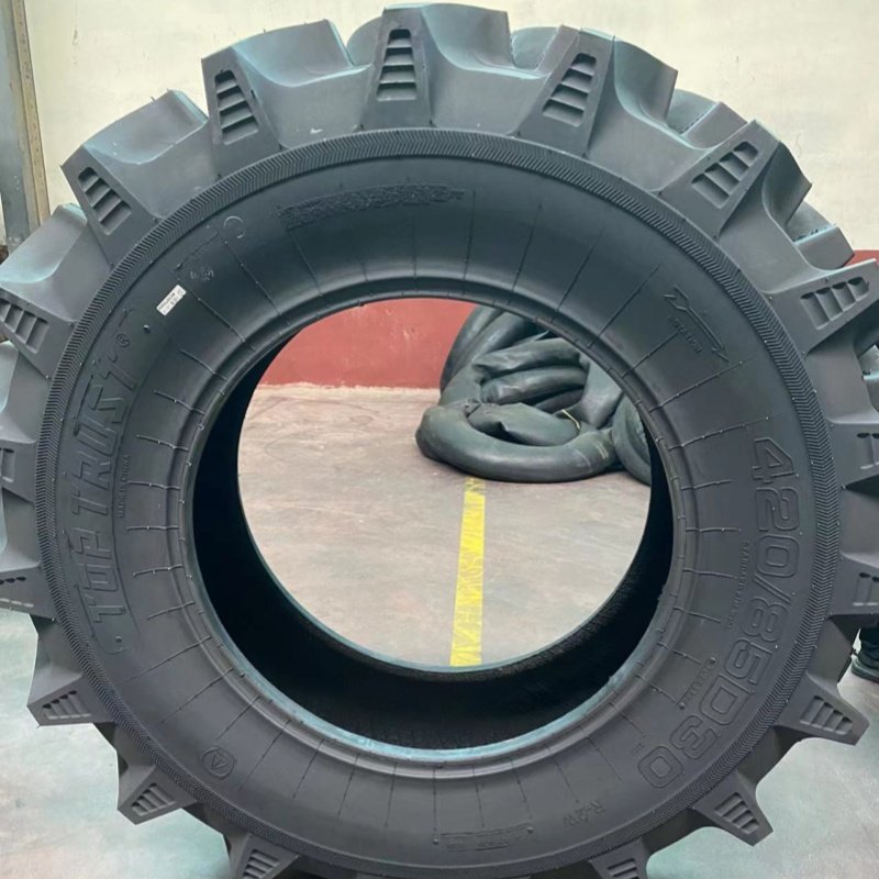 R2 Tractor Agricultural Fram Tyres Paddy Field Tractor Tires with Size 18.4-30 14.9-24 20.8-38 16.9-34 18.4-34 28L-26