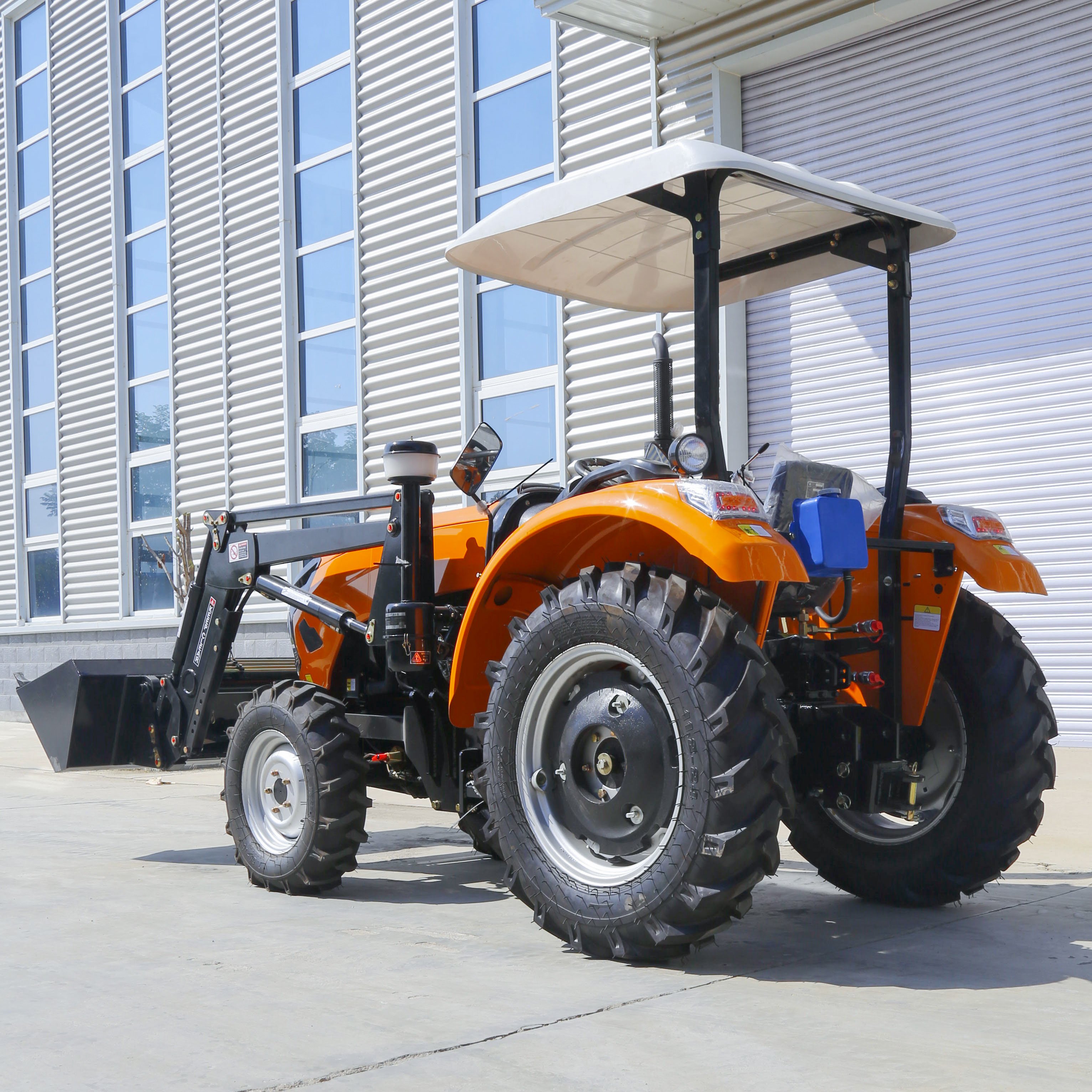 18hp 20hp 24hp 25hp 28hp 30hp 33hp 40hp Mini Small Tractor Front End Loader/front Blade
