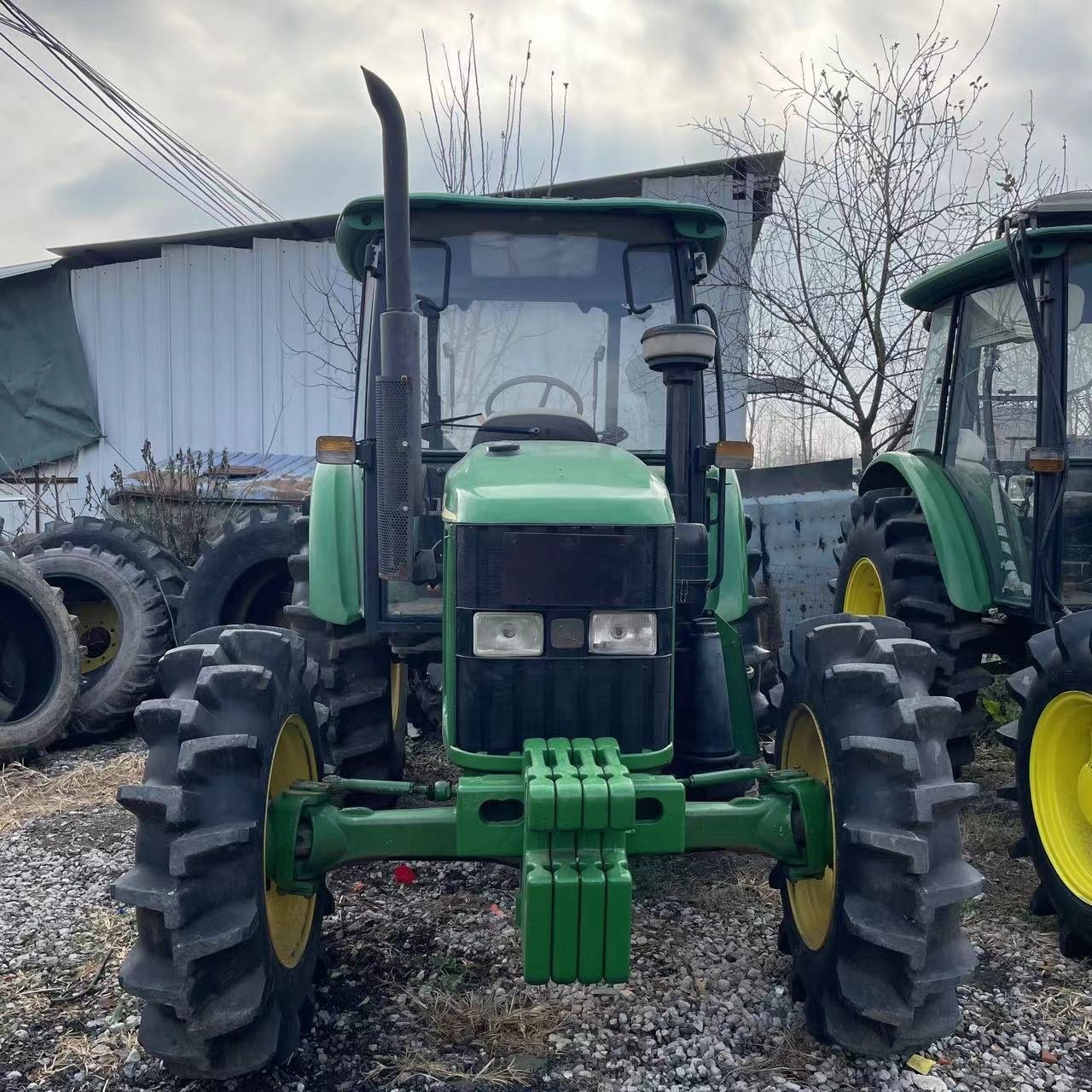 Massey Ferguson Tractors and John and Deer Tractor Agriculture with Good Orice