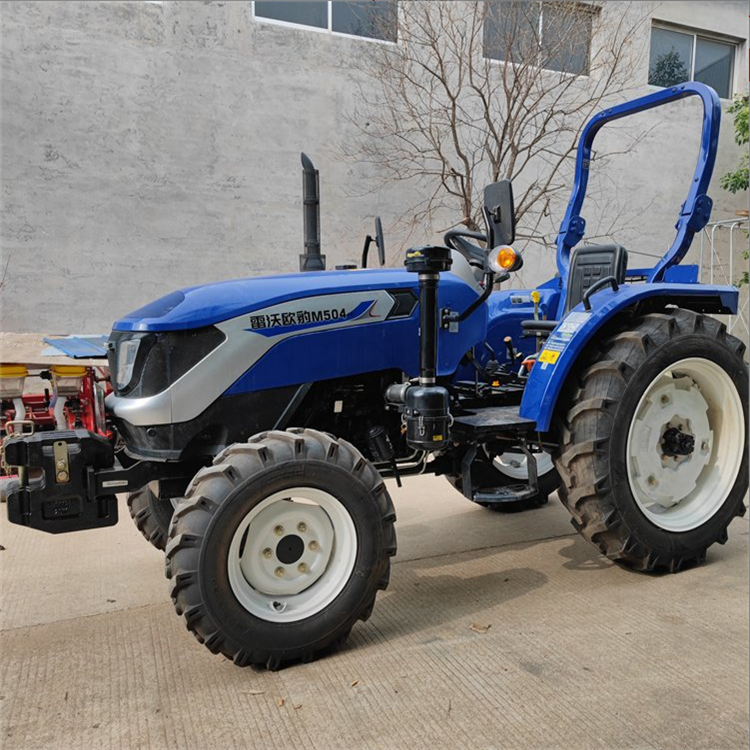 Lovol Leopard M504-2A Four-wheel Agricultural Tractor for Farmland, 50 Horsepower Four-wheel Drive Plowing and Turning Machine