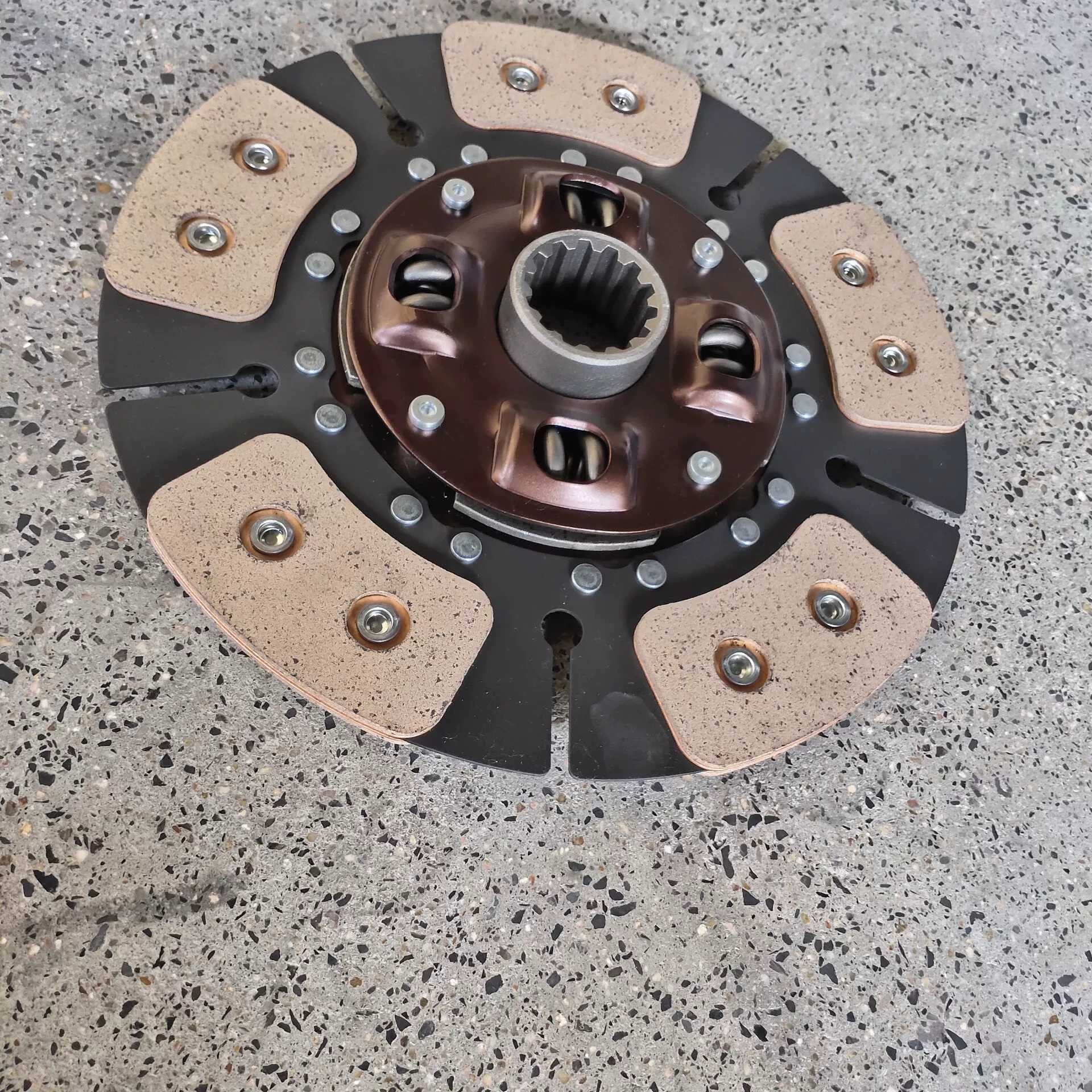 High Quality Best Price Agricultural Machinery Tractor Accessories Kubota Clutch Pressure Plate Disc Clutch