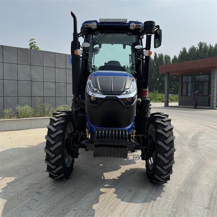 High Level Mini Tractor 4wd Small Tractor 4x4 Mini Farm 3000kg Low Noise 1204 Four-Wheel Drive Tractor
