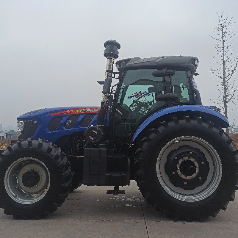 Best Price 4*4 Agricultural Farming Tractor 90-260HP 4WD Diesel Tractor With Core Components Pump