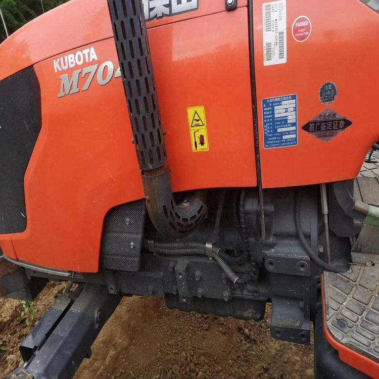 Agricultural Machinery Used Farm 4x4 M704K 70HP Kubota Tractor with Awning
