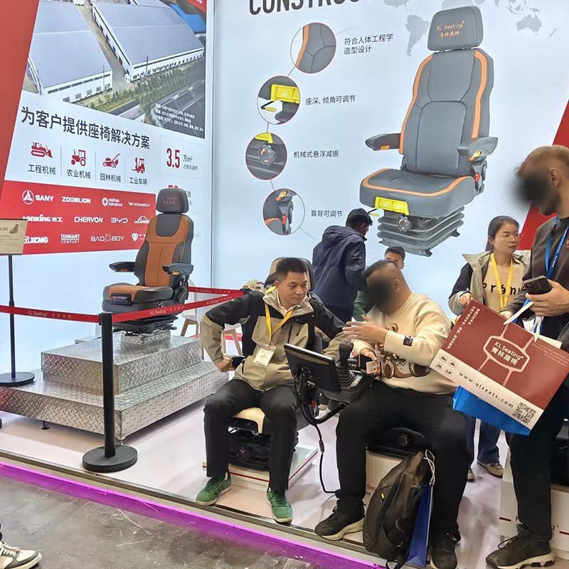 Economic Full-Electric PVC Sport Seat Pedestrian Lift Comfortable All Terrain Industrial Vehicles Tractor Condition Used Wheel