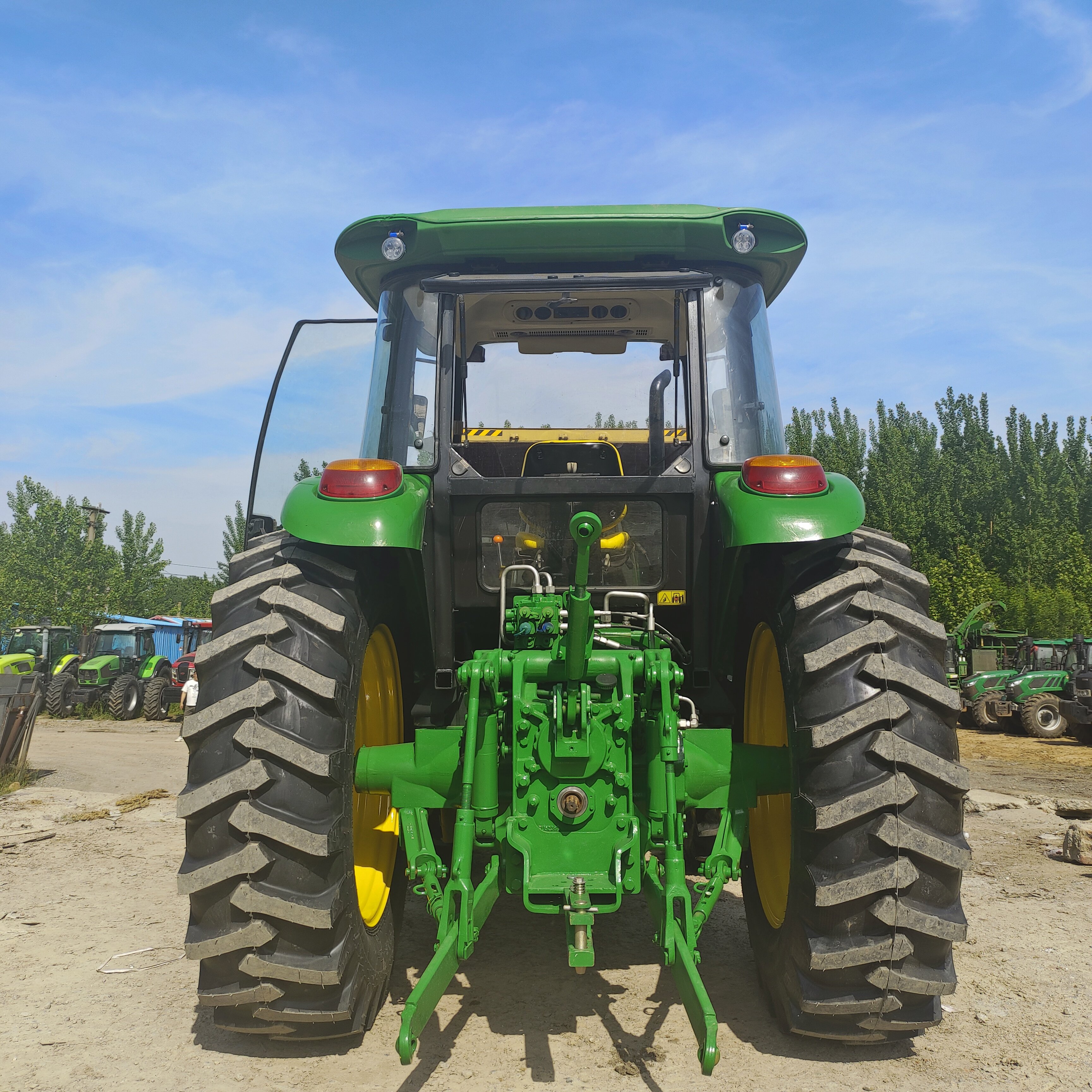 Second Hand Small Tractors Mini 4x4 Wheel Farm Used Agriculture Tractors Units for Sale