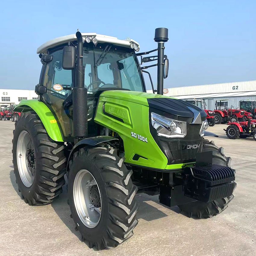 Multifunction Compact Mini Farm Tractors 4x4 Farming Machine Agricultural Tractor With Loader and Backhoe Made in China