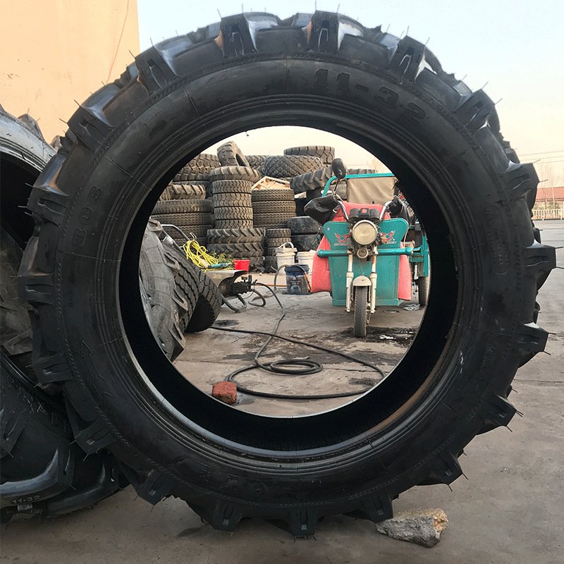 Herrable High Flower Paddy Field Pattern Agricultural Tire New 11-32 11.2-24 Tractor Tire Bias Design with Inner Tube