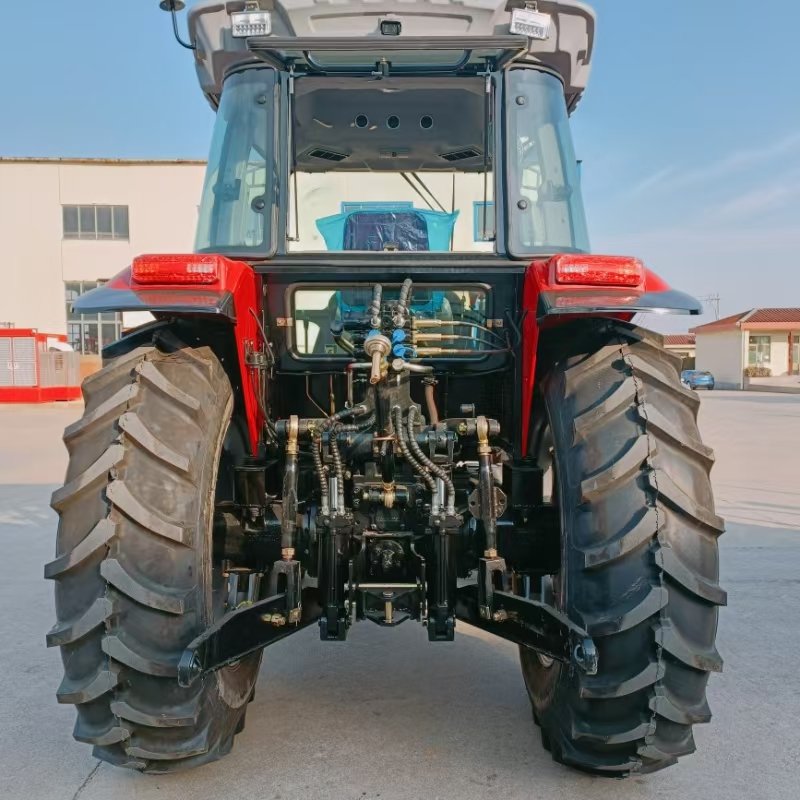 Powerful Agricultural Tractor and Efficient Tractor