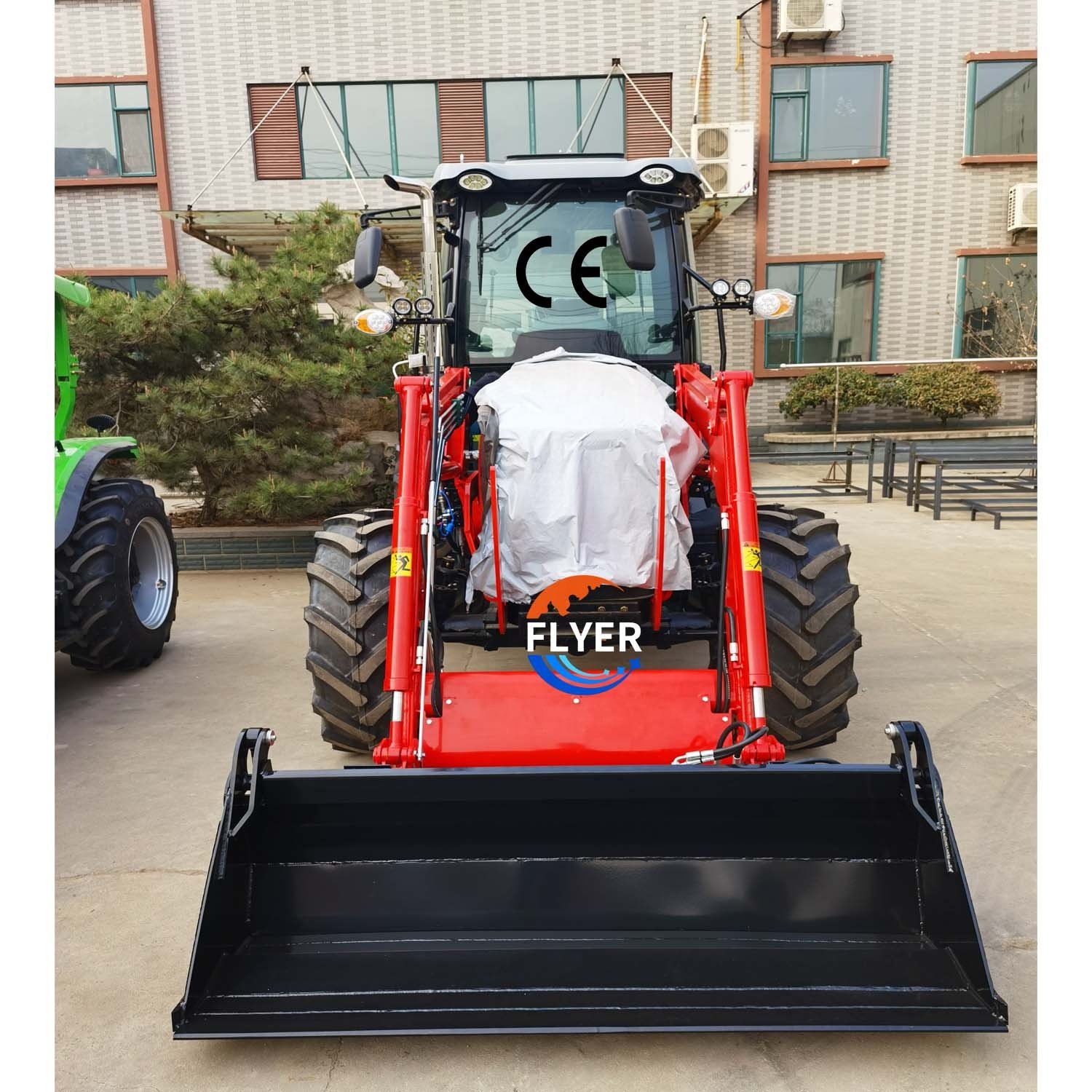 Chinese 75 Horse Power Tractor with CE Good Sales EURO 5 Emission AC Cabin