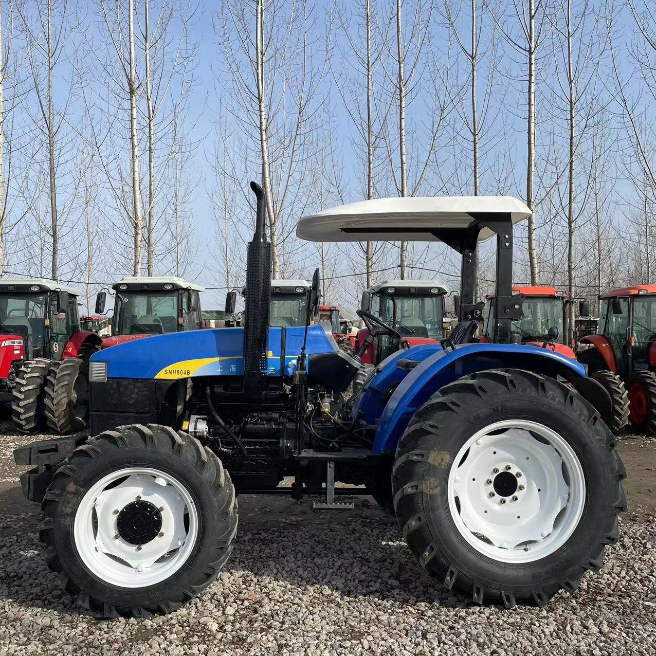 Second-Hand/Used Agricultural New a Holland SNH804 Tractors with a Driver's Cab for Cheap Price