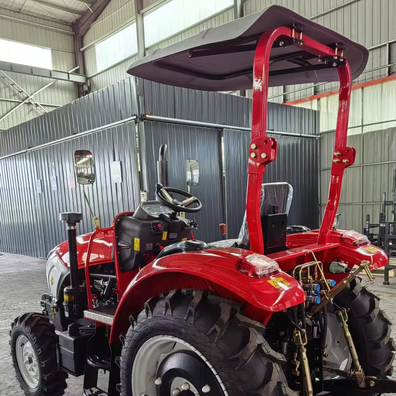 Hot Sale New 4WD Agricultural Tractor 50hp 60-100hp Compact Tractor