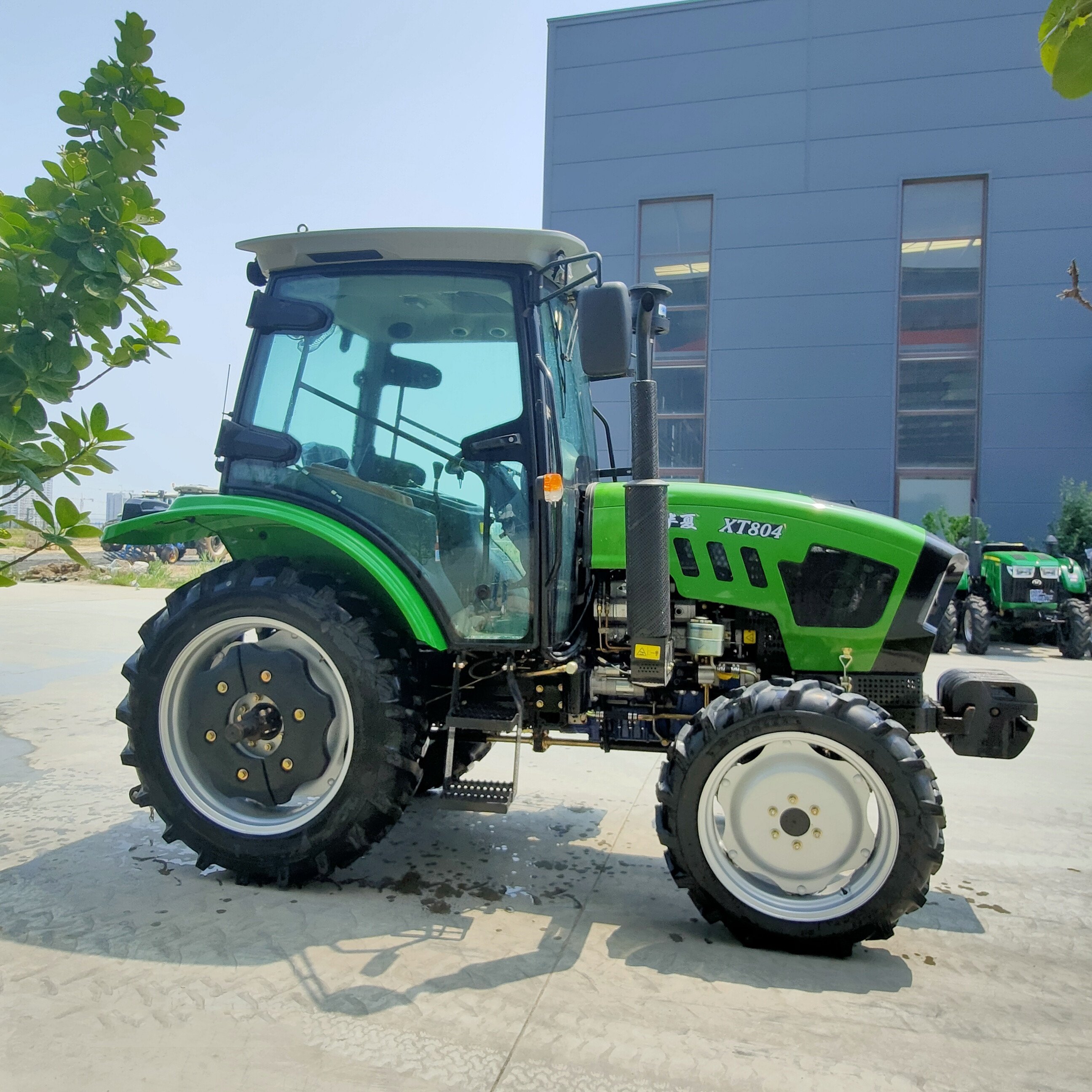 80hp 4X4 Wheel Tractors for Agriculture Traktor Farm Tractor
