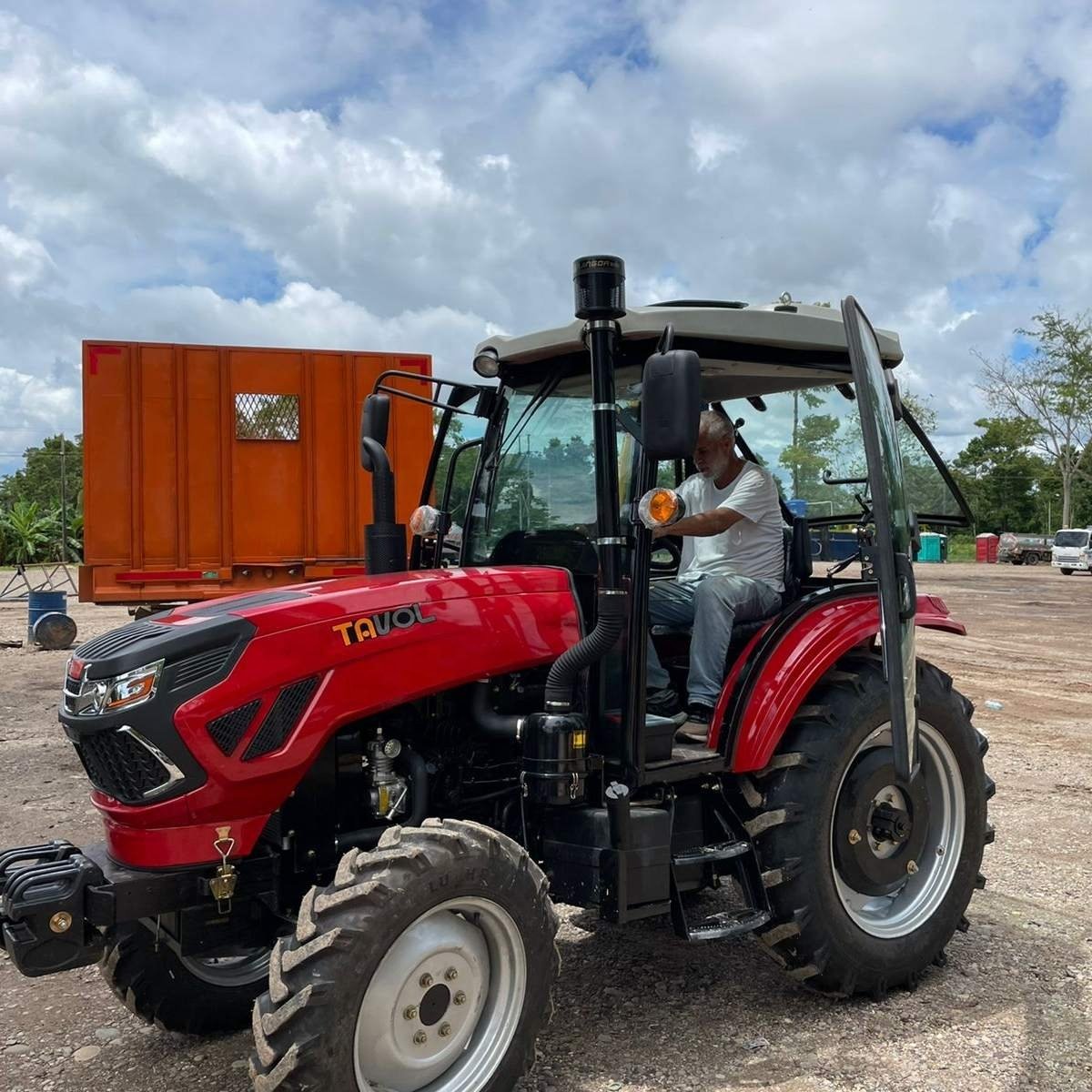 Farm Tractors Gearbox Agricultural Machinery Equipment Rice Mill 2100 Hot Sales Chinese Manufacturer 50hp 60hp 70hp 2wd 4wd