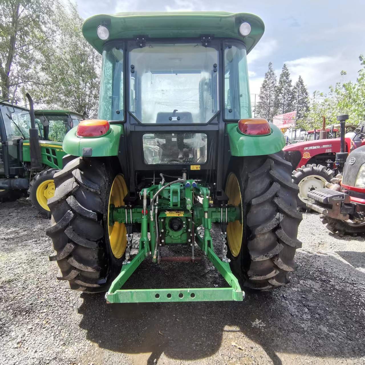 High Productivity Mini Electric 4x4 Farm Tractors Machine for Agricultural