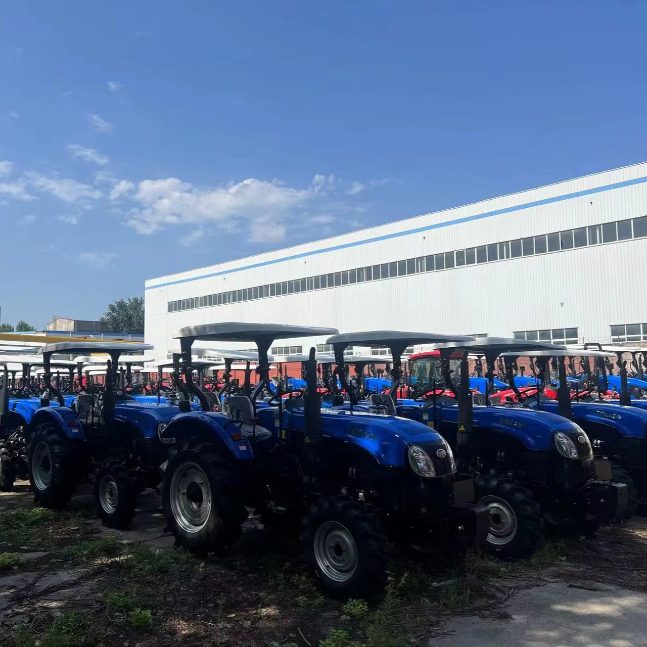 Brand New Yto Esk 454 Farm Machinery Tractors Four Wheel Drive Agriculture Tractors