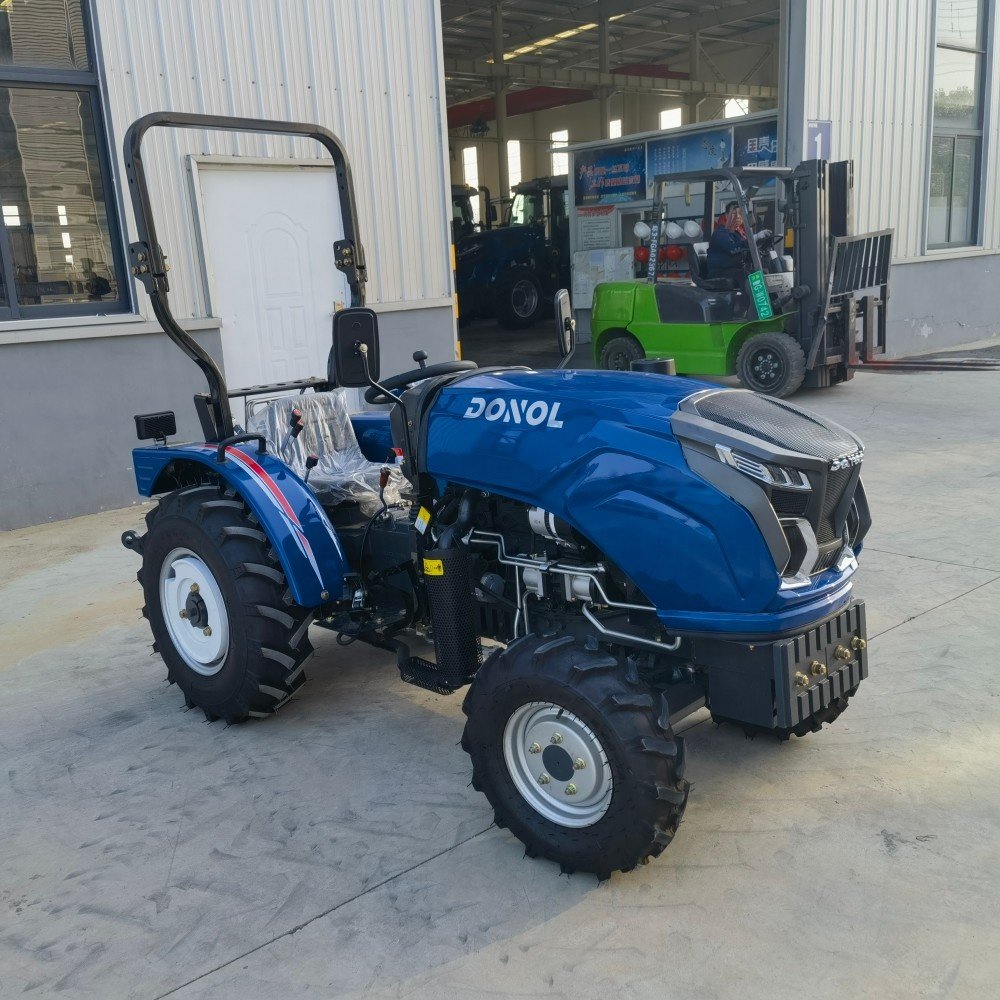 4X4 Wheel 30hp-260hp Tractor Compact Small Mini Farm Garden Tractor with Cabin
