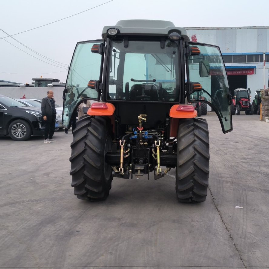 Tavol CE Certification Tractors Radial Tires AC Cabin 4WD Tractor 70HP Tractors for Agriculture Customized