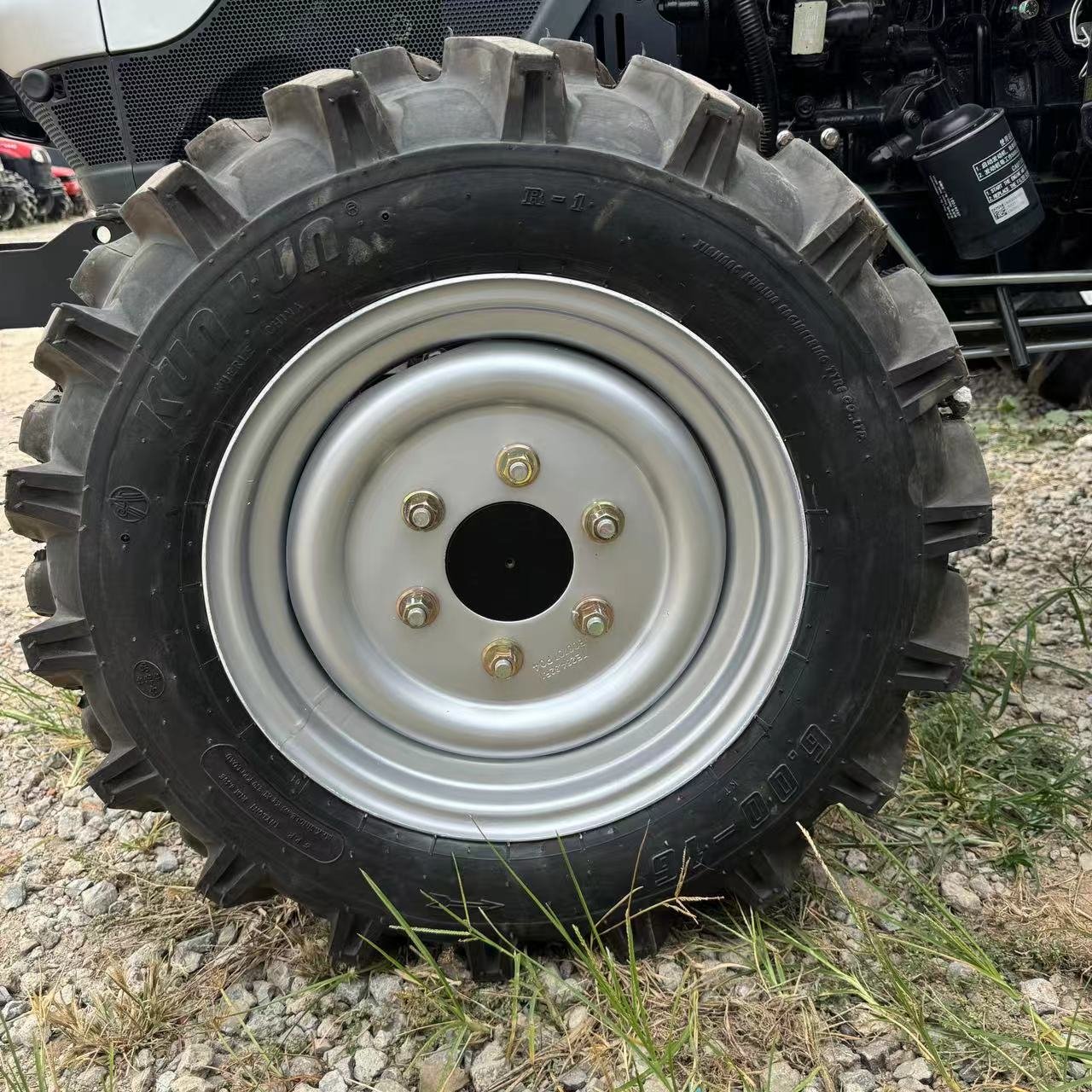 For Sale Used Kubota John Deere Yanmar Massey Ferguson Lovol 804 New Holland Yto Mini Tractors Agriculture Machinery Parts