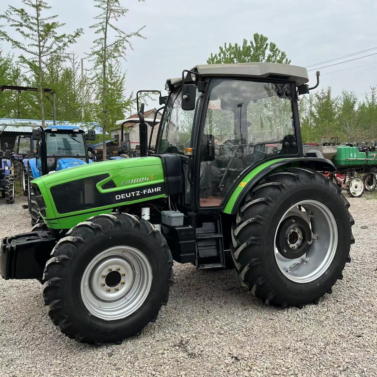Electric Tractor Agricultural Tractor 100 hp