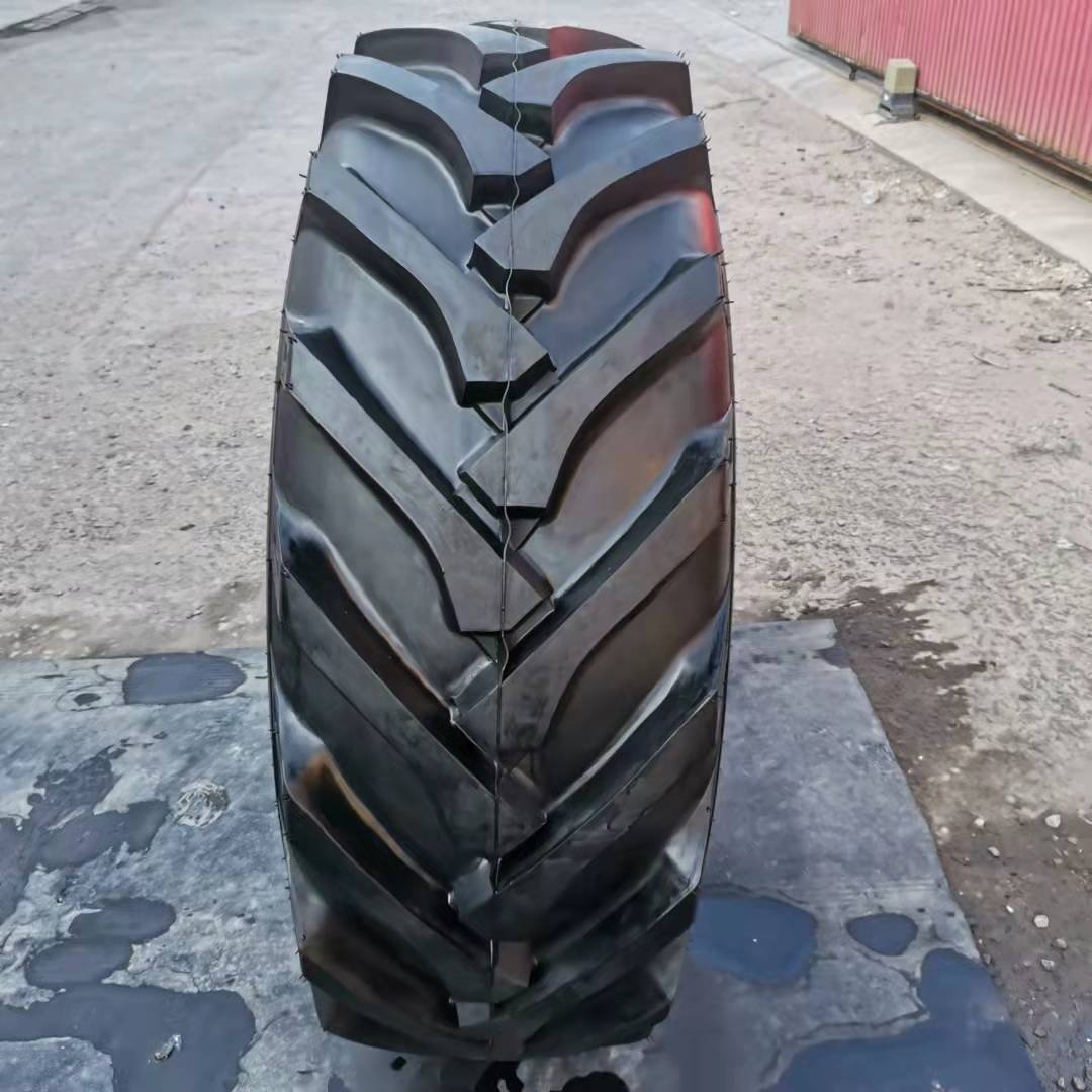 18.4-26 Agricultural Tires 12.4/13.6/14.9/16.9/18.4/20.8-38 People Tires for Farm Tractors Used