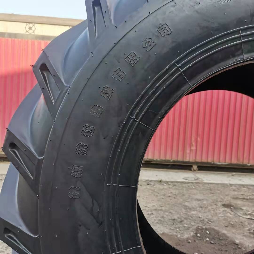 18.4-26 Agricultural Tires 12.4/13.6/14.9/16.9/18.4/20.8-38 People Tires for Farm Tractors Used