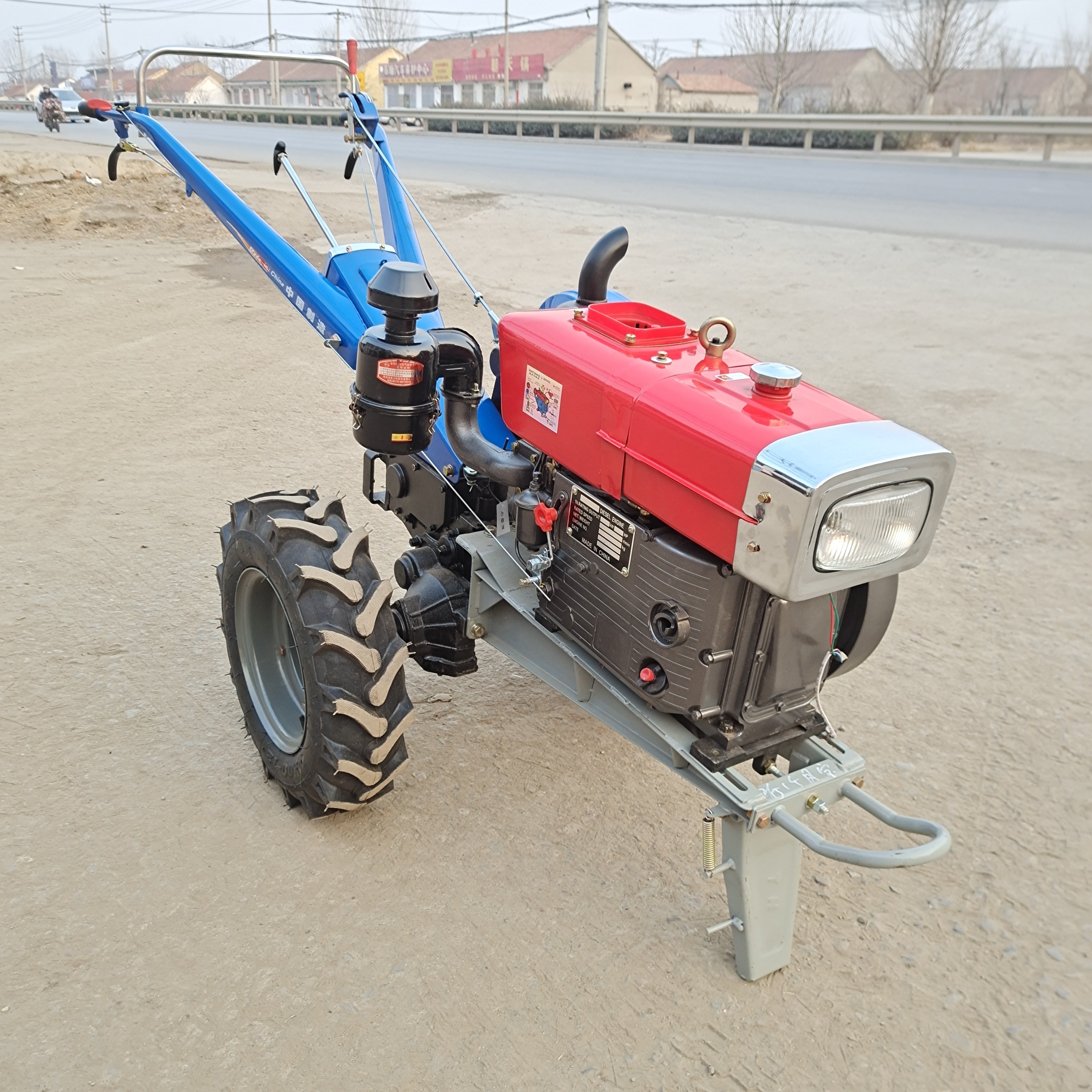 2-Wheel Mini Diesel Hand Walk-Behind Tractor Multifunctional Agriculture Machine 12hp 15hp 20hp 22hp Engine Options Gear Core