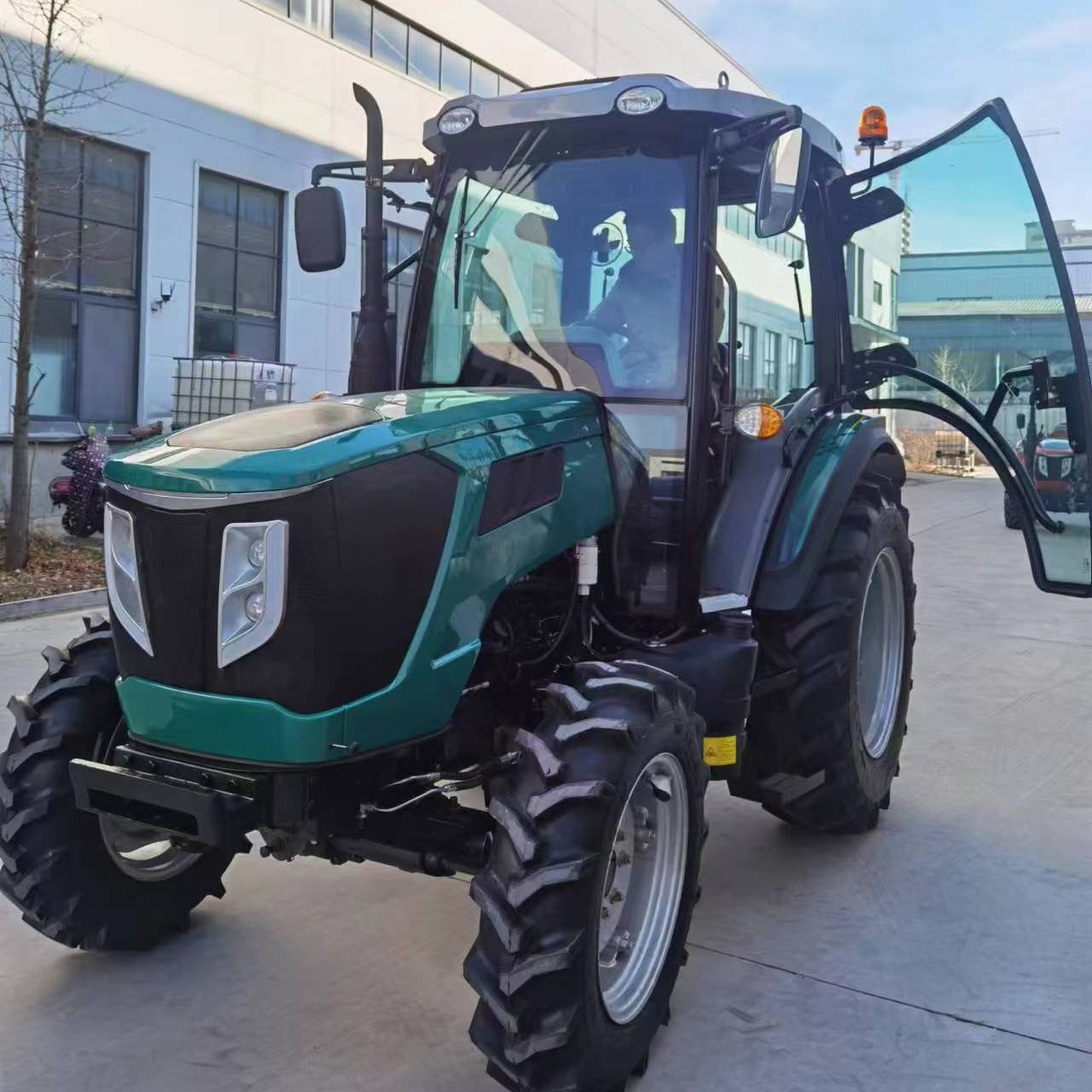 EPA Small 4 Wheel Tractor with Front End Loader Tractors Trucks Agriculture Mini Farm Tractor Lawn Mower 4x4