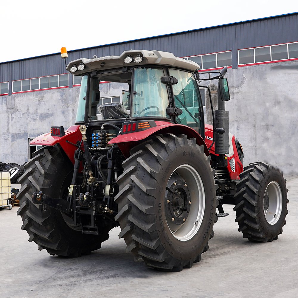 China 4WD Agricultural Wheel Farm Tractor Small Mini Compact Garden Tractors From Tractor Factory Manufacturer