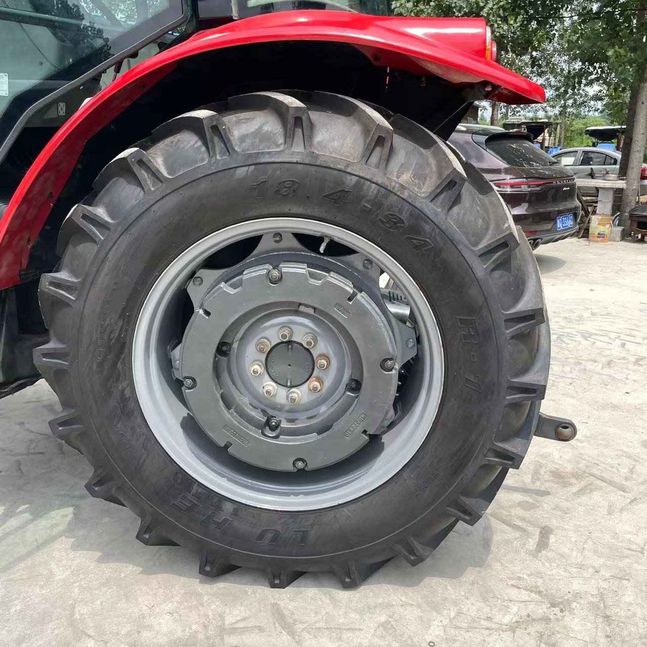 Used Cheap Massey Ferguson Tractor Agriculture Machine Farm Tractor Rated Power (hp) 110hp