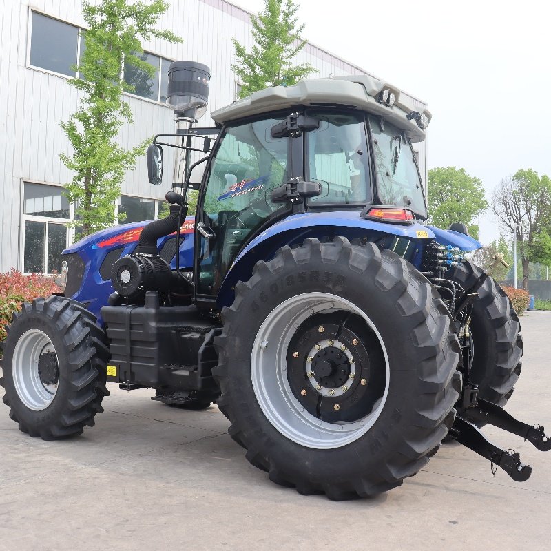New 200hp Wheel 4WD Diesel Tractor with Front End Loader Backhoe for Farms Featuring