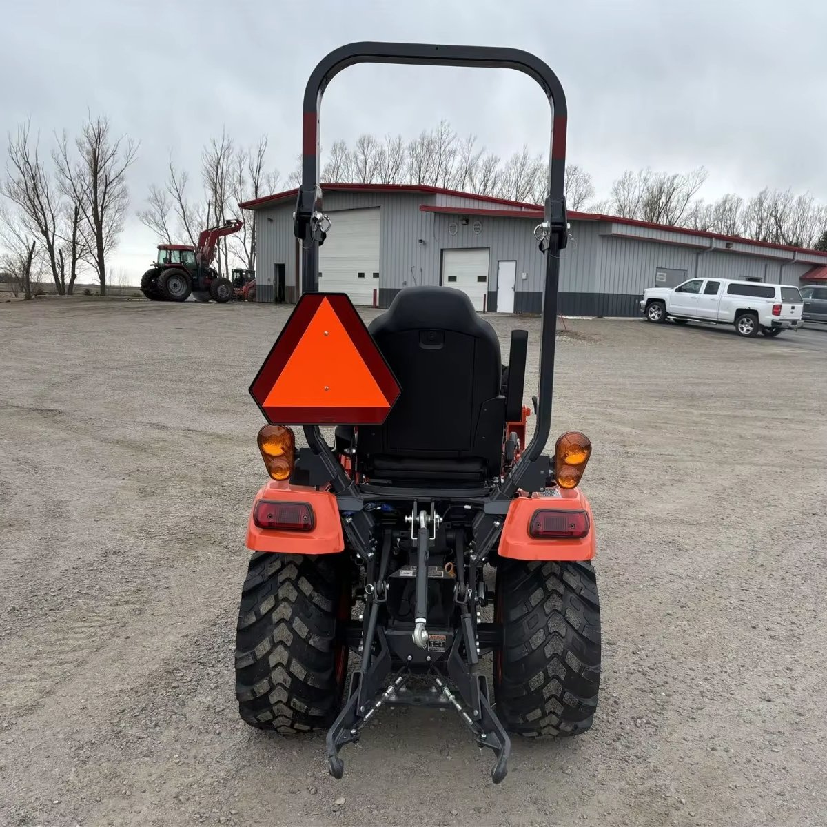 Hot Selling New Kubota Mini Tractors 23hp 25hp 26hp 30hp 35hp 40hp 50hp 4x4 Wheel Drive Tractors Small