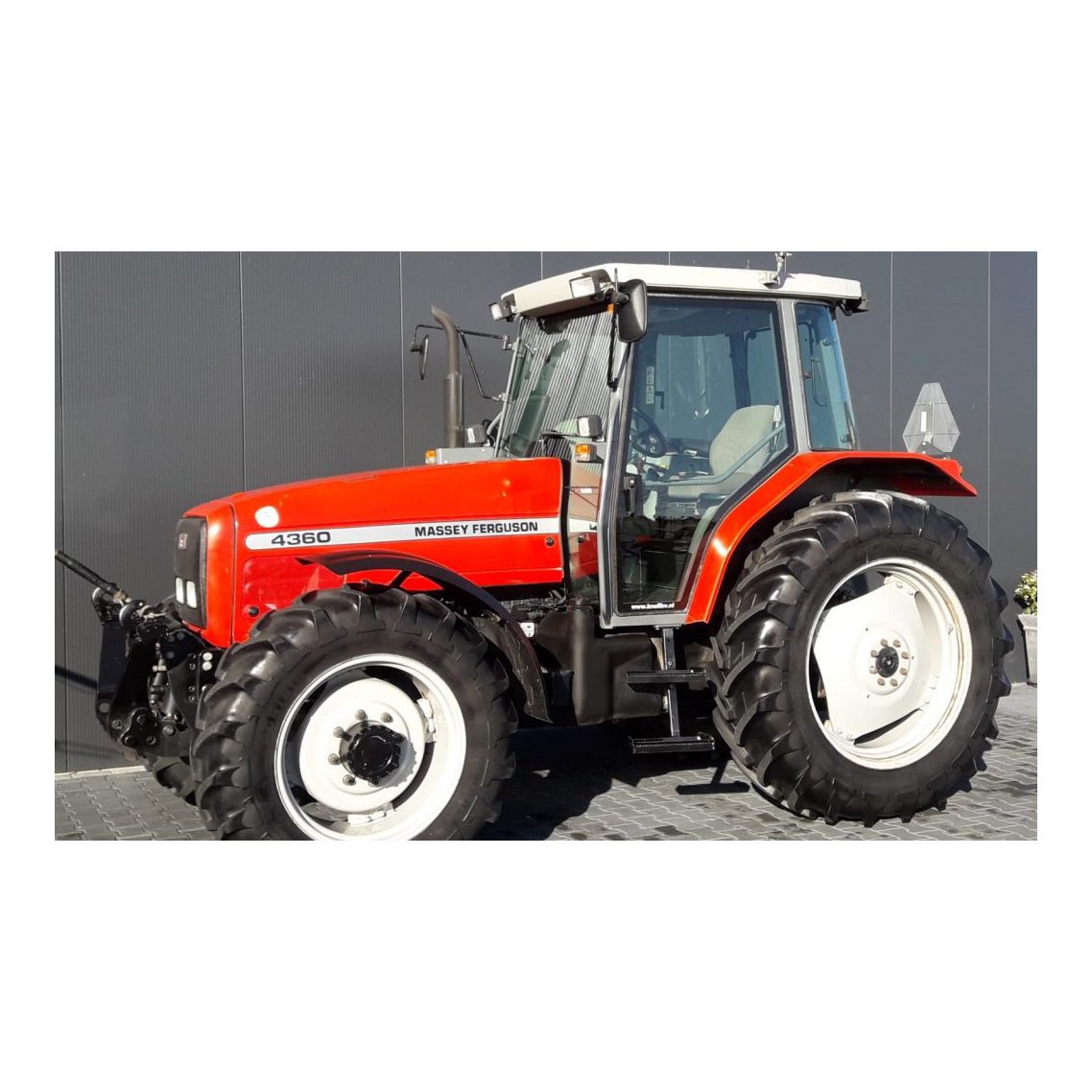 Used Cheap Massey Ferguson Tractor 4270 Agriculture Machine Farm Tractor Rated Power (Hp) 100Hp