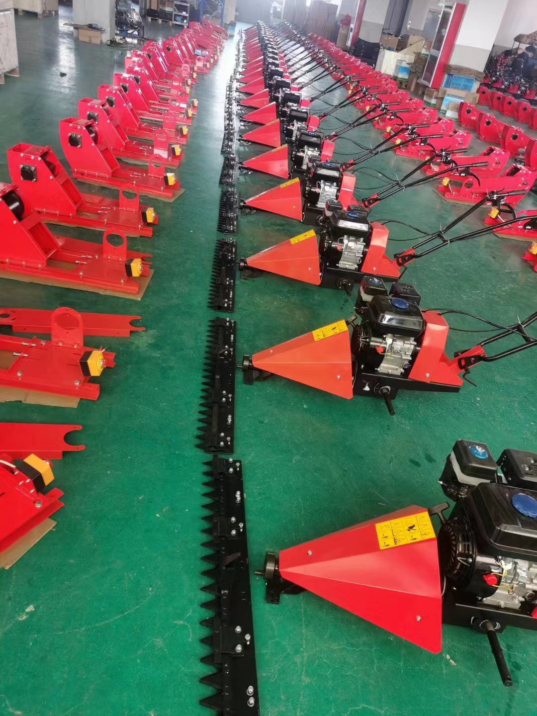 Dasoline Manual Lawn Mower or 1.2 m diesel Hand Start Scythe Mower