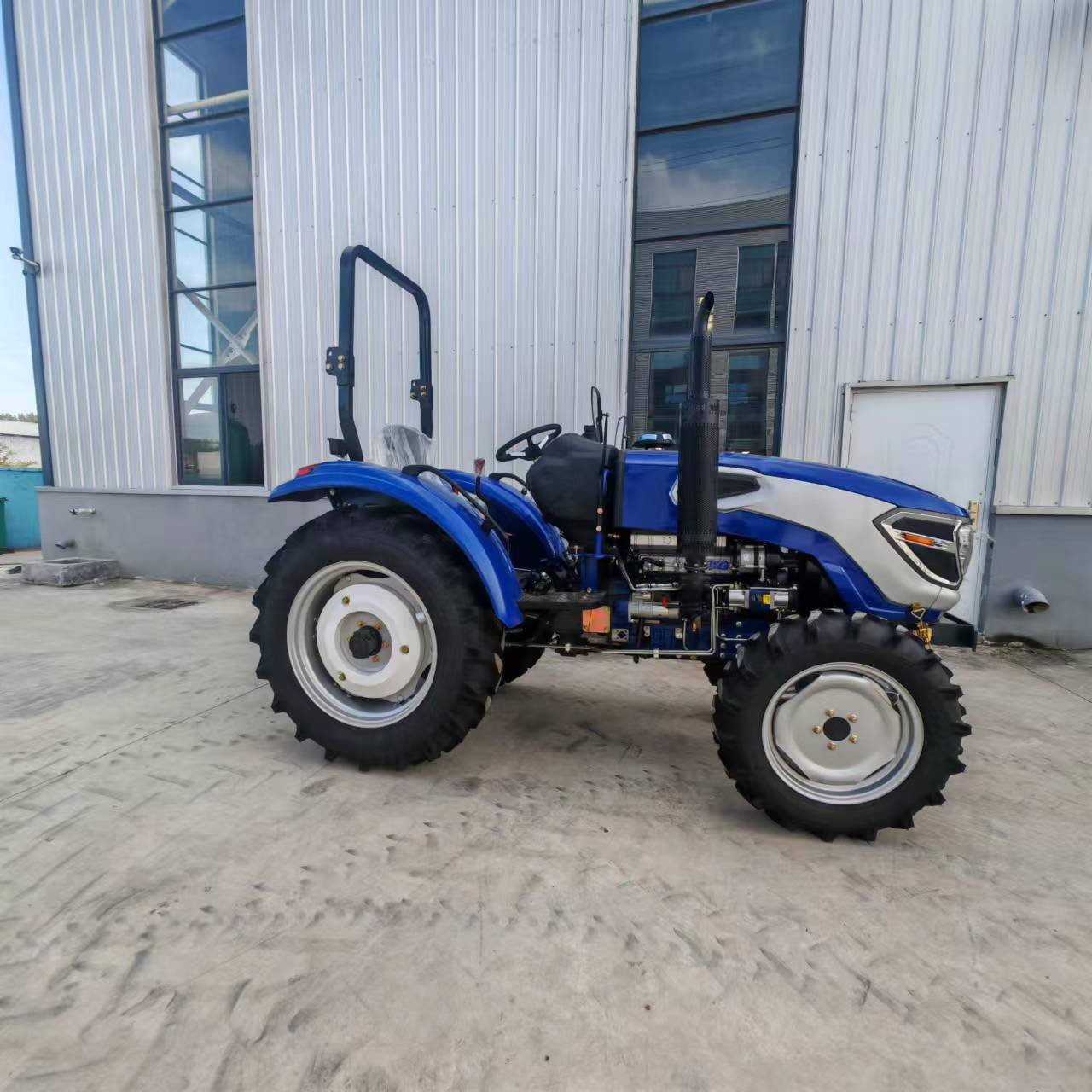 80 Horsepower Tractor Without Cabin