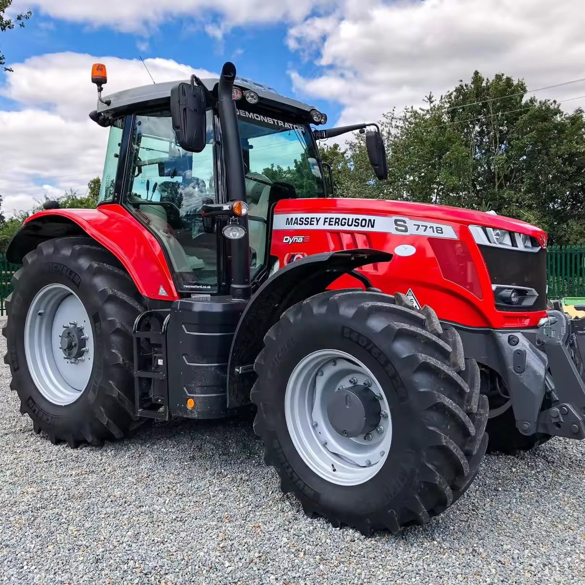 Free Shipping 4x4 YTO Agricultural Tractor 50HP-100HP Kohler Engine New Used Condition 20HP-200HP Rated Power Gearbox Core