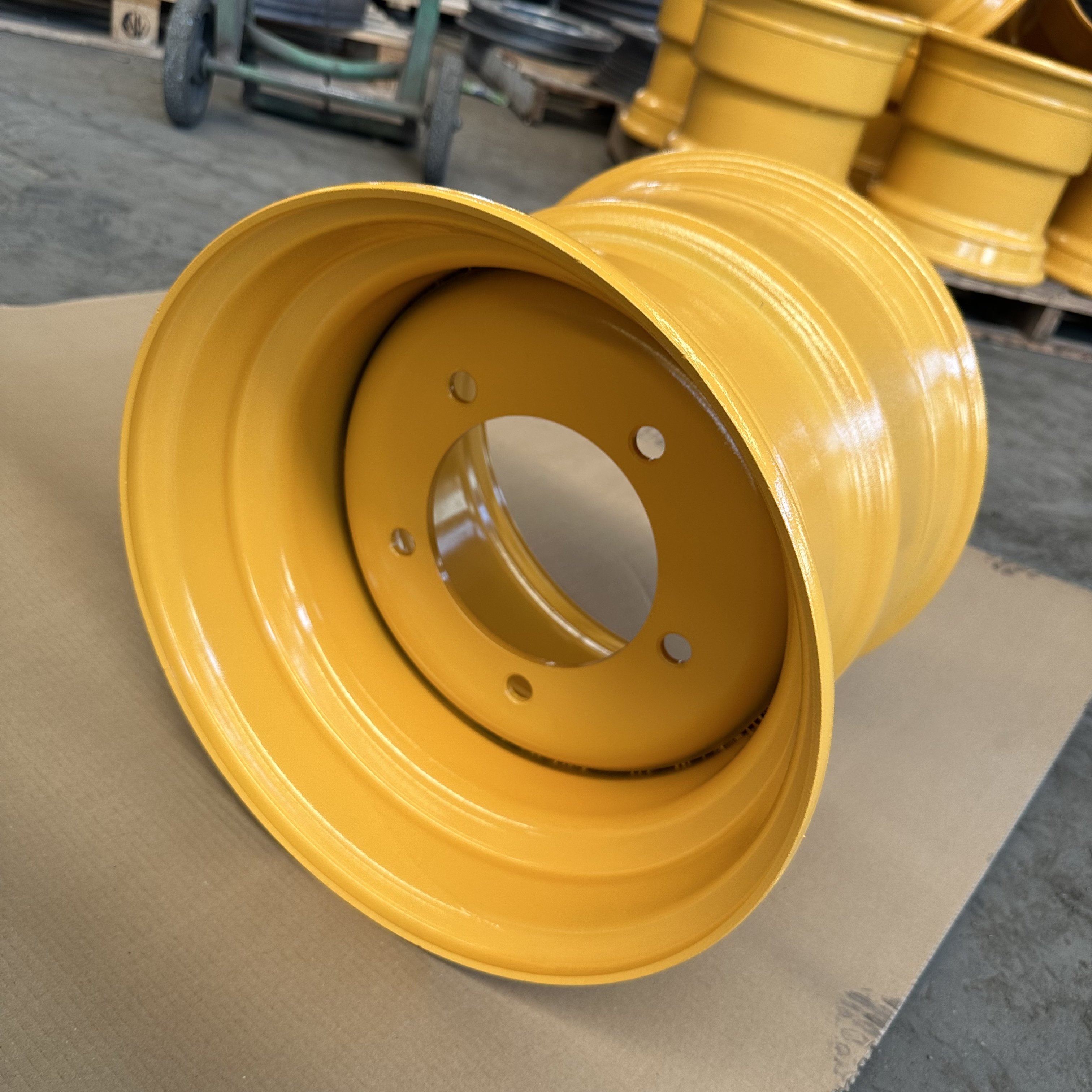 Rim Manufacturer Implement Wheels 13x15 Inch Agricultural Tractor Steel Wheels Rims for 31x15.5-15 Tires