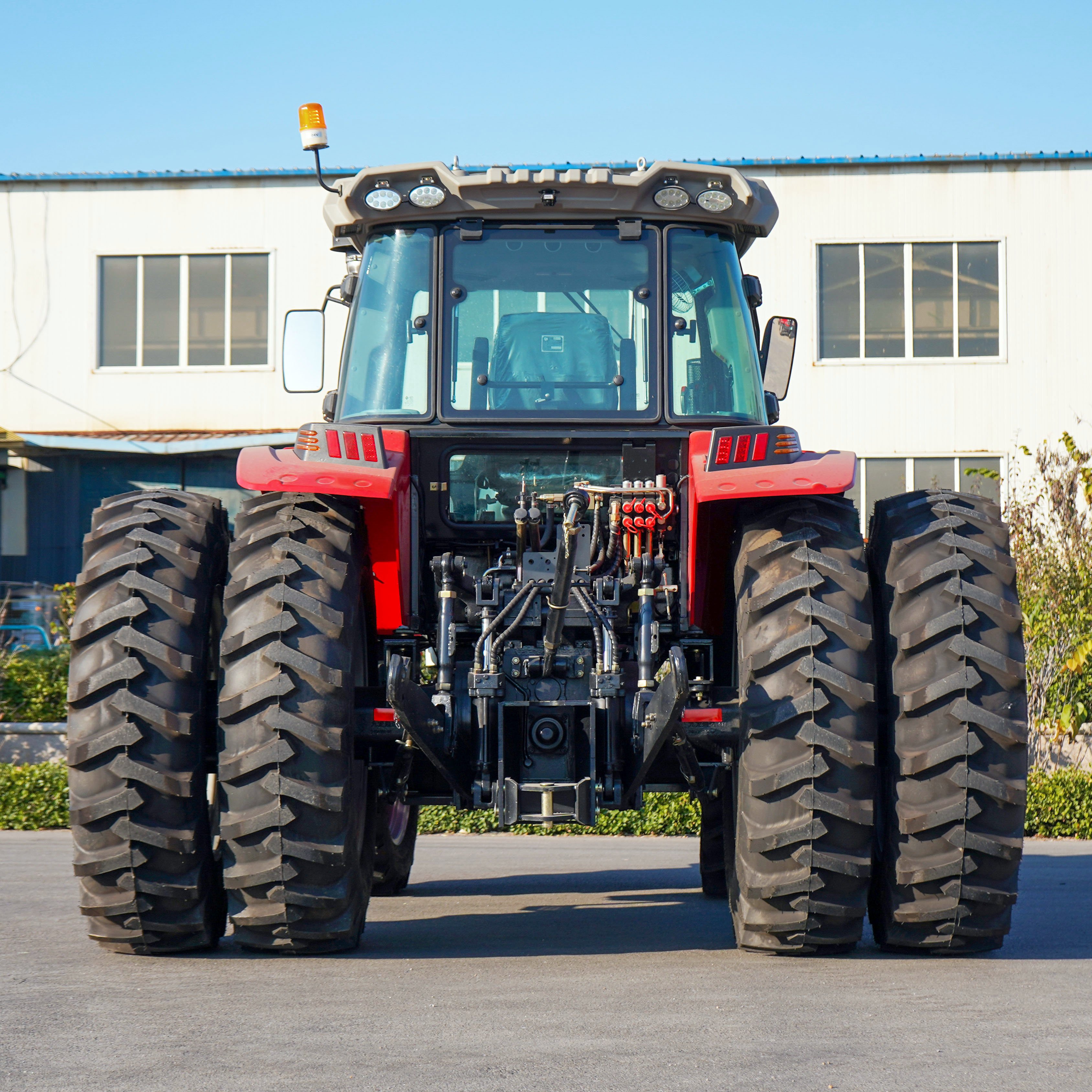 4wd Tractor 120hp for Sale Good Quality Machine Agriculture Tractors Farm