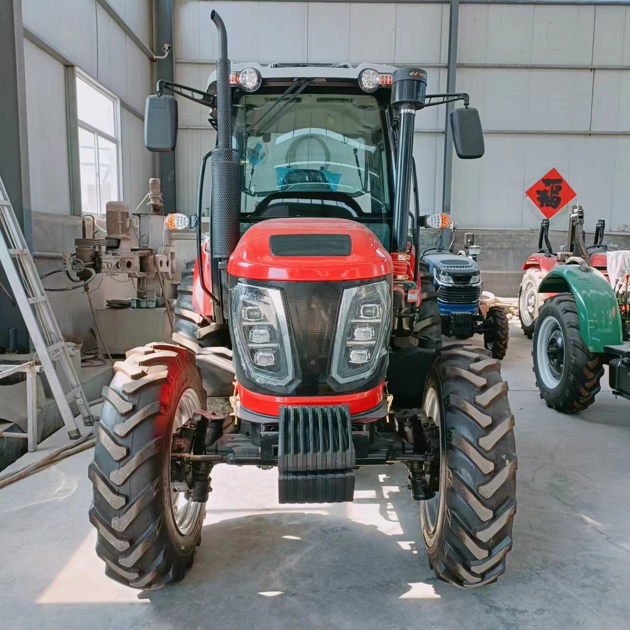 4wd 4x4 30hp 50hp 80hp 120hp Mini Farm Tractors Agriculture Farm Machinery Cheap Farm Tractor for Sale