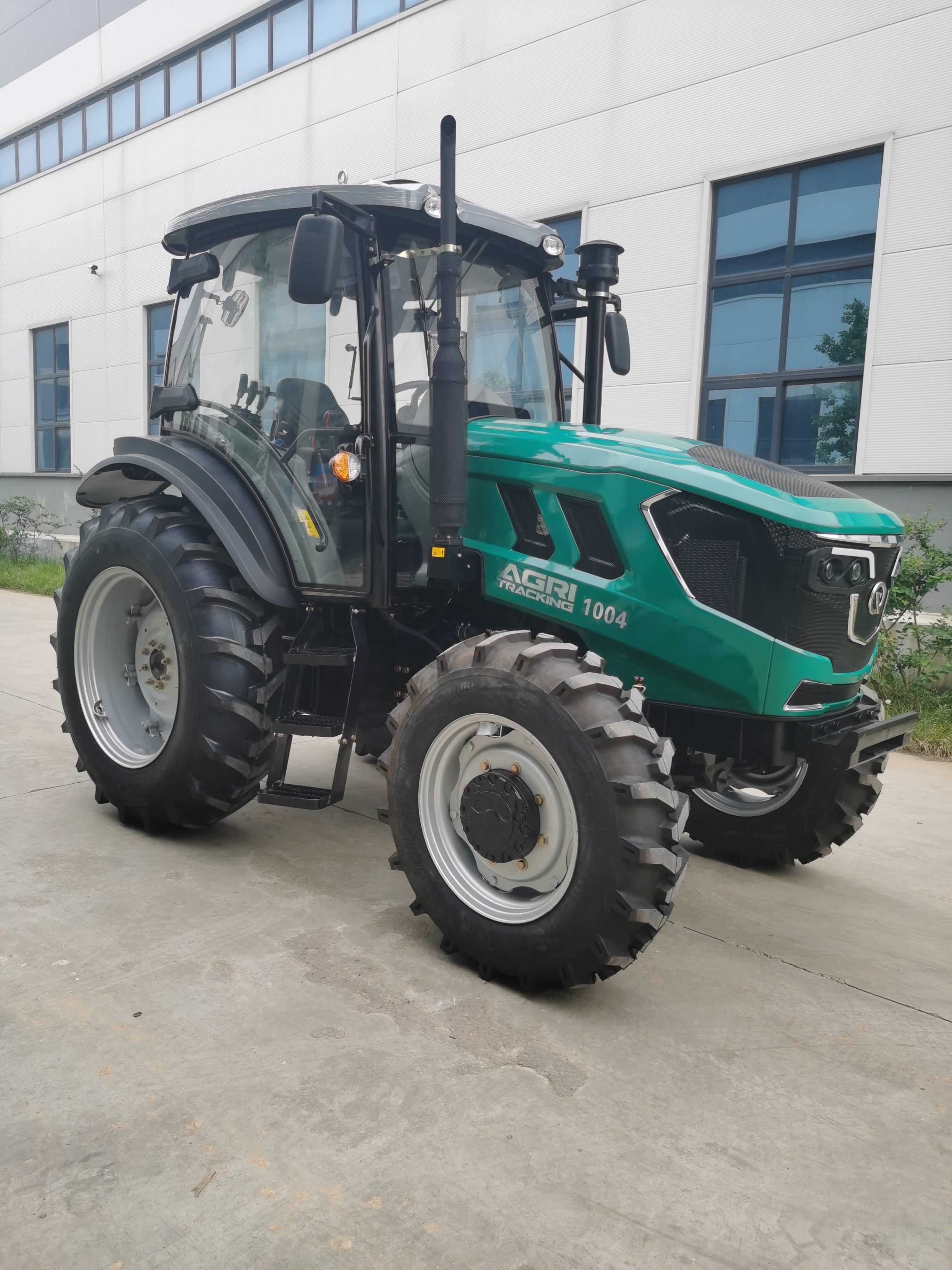 AGRI Tracking 100hp 160hp 200hp 220hp 260hp Backhoe Loader Tractors Agricultural TD1004