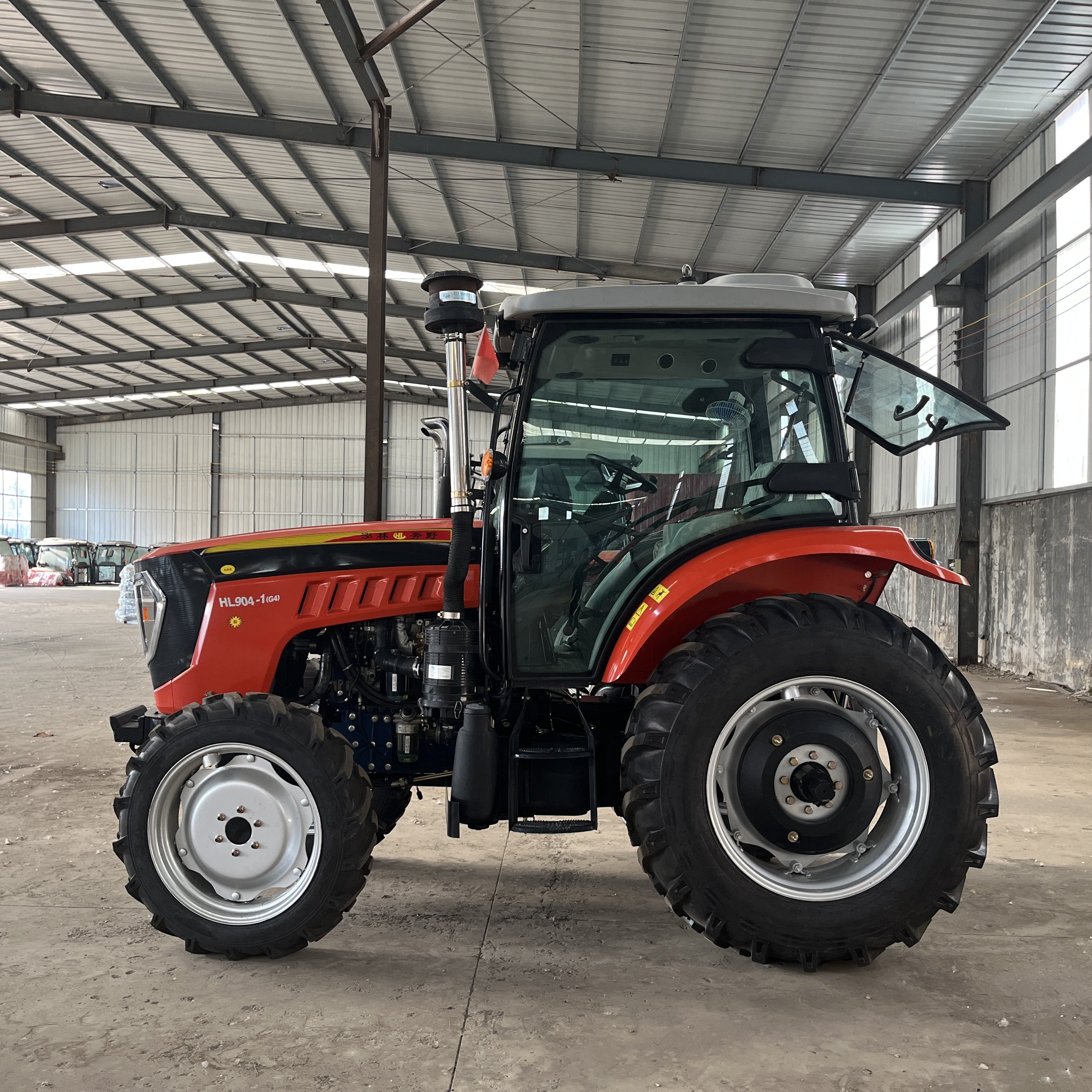 Farm Tractor for Agriculture 4x4 Farm Tractor 90HP Farm Equipment Wheeled Tractor