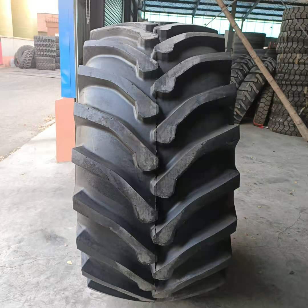 Combine Tyre 800/65R32 30.5L-32 Agricultural Mechanical Tyre Lumbering Machinery Transporter Tires